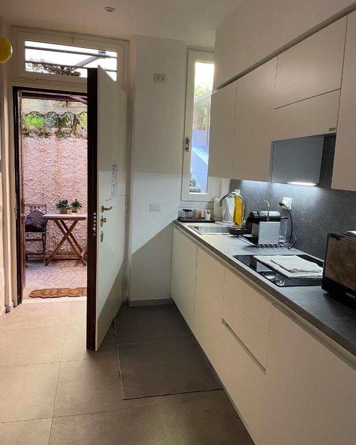 Cosy Studio In The Greenest Corner Of Trastevere Rome Bagian luar foto